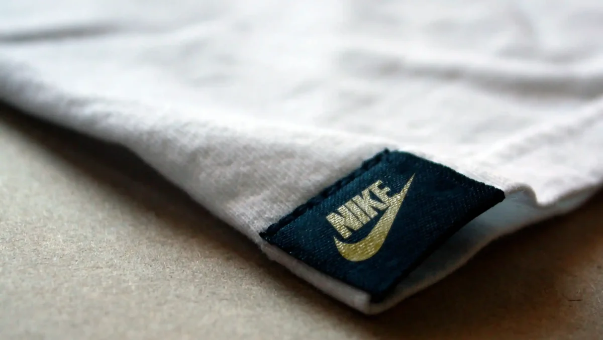 تصميم تكت ملابس